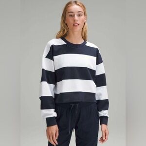 Lululemon 🦄⚓️ Perfectly Oversized Crop Crew *Stripe⚓️